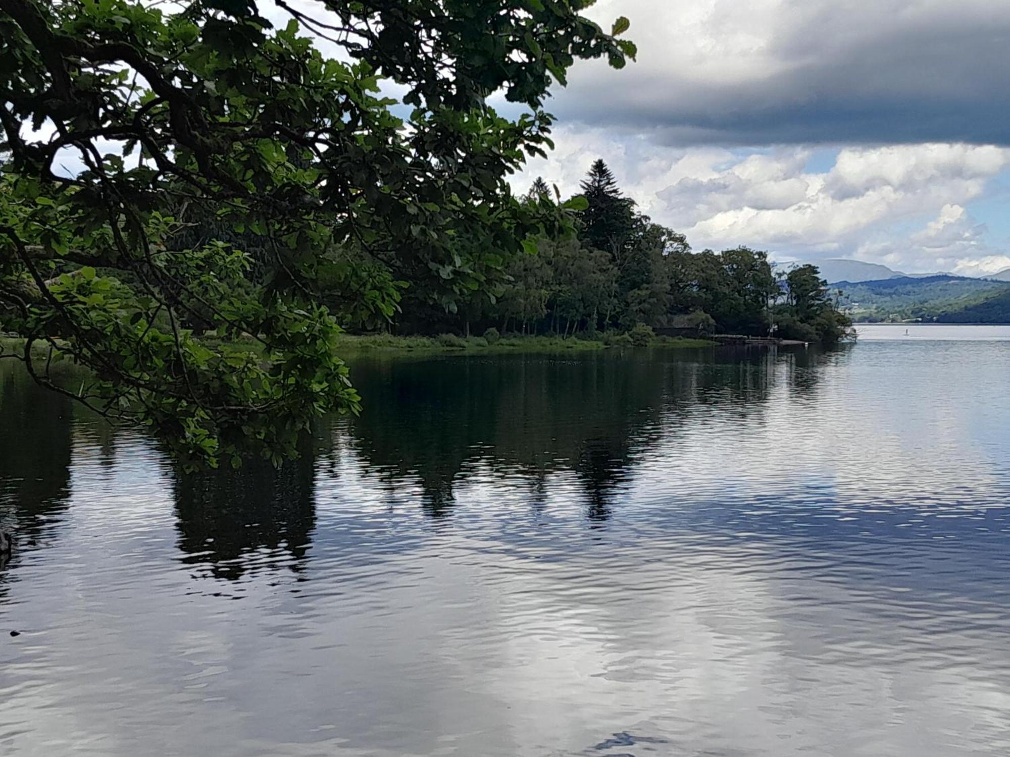 Ye Old'E Man Lake District Grange-Over-Sands 外观 照片