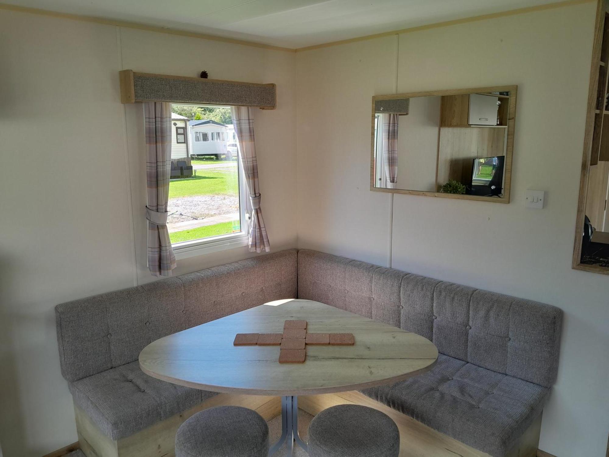 Ye Old'E Man Lake District Grange-Over-Sands 外观 照片