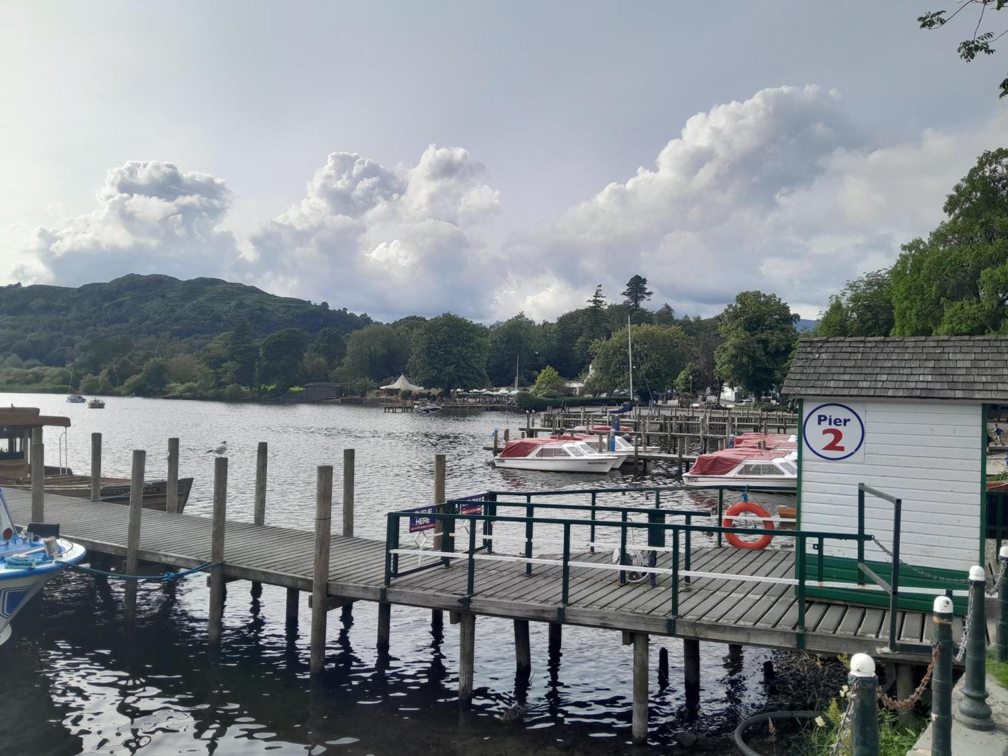 Ye Old'E Man Lake District Grange-Over-Sands 外观 照片